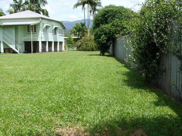 55 Templeton Street, Gordonvale - Thumbnail 2