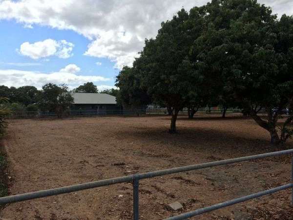 1-3 Greenacres Close, White Rock - Thumbnail 3