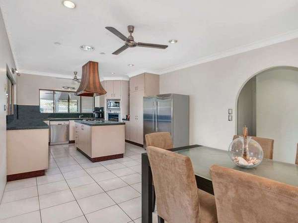 14 Ragnar Street, Edmonton - Thumbnail 2