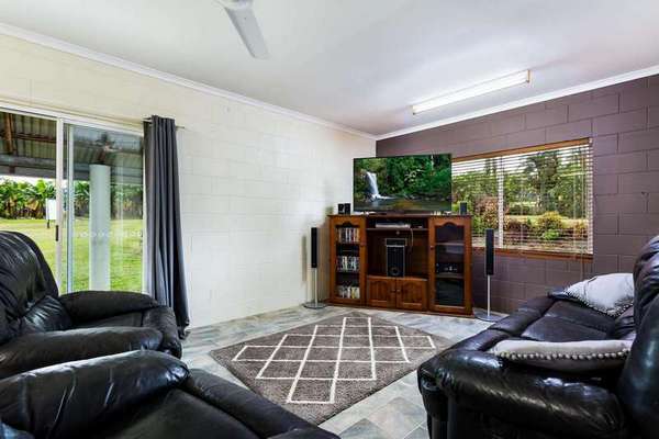 930 Woopen Creek Road, Woopen Creek - Thumbnail 4