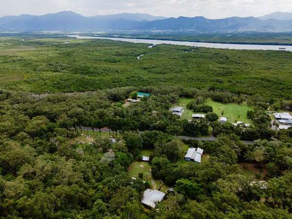 1368 Pine Creek Yarrabah Road, East Trinity - Thumbnail 2