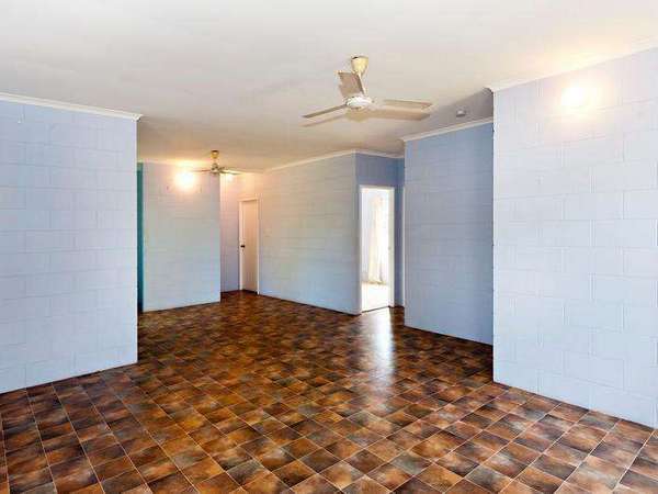 6 Meillion Court, White Rock - Thumbnail 5