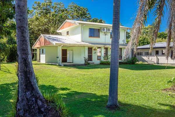 10 Paperbark Street, Bramston Beach - Thumbnail 2