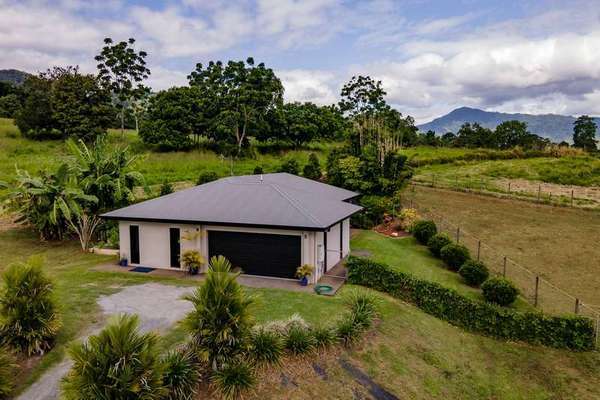 37-39 Goldrush Close, Goldsborough - Thumbnail 2