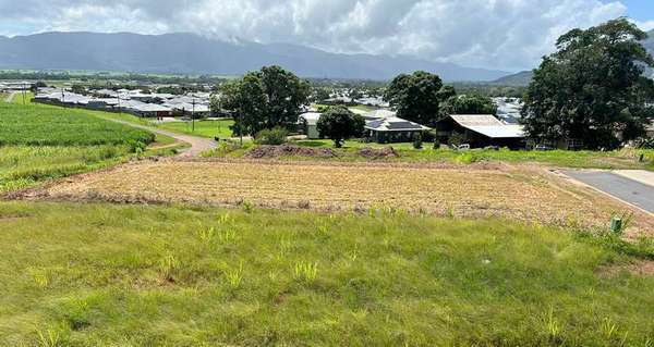 28 Sarah Close, Gordonvale - Thumbnail 3