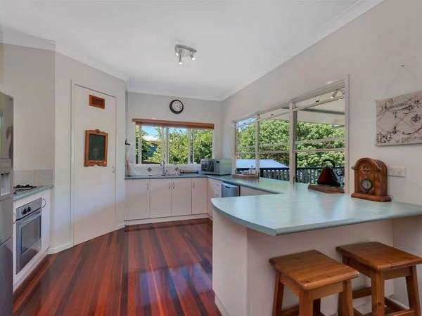 9-11 Golden Street, Goldsborough - Thumbnail 6