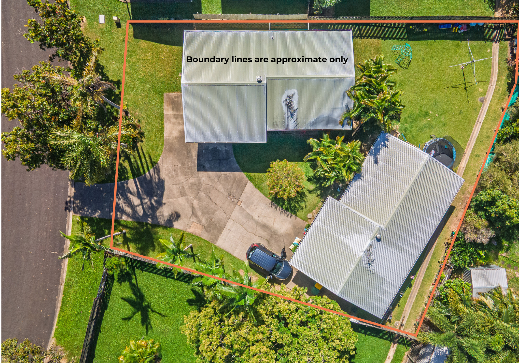1 and 2/8 Haines Street, Gordonvale - Thumbnail 2