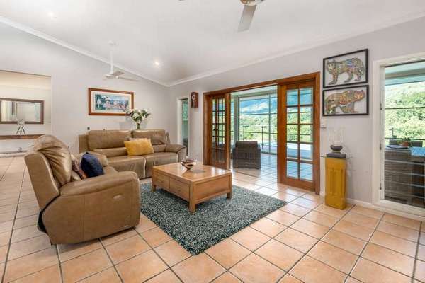 13-15 Golden Street, Goldsborough - Thumbnail 3