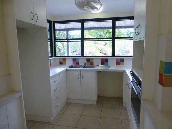 76 Swan Street, Gordonvale - Thumbnail 3
