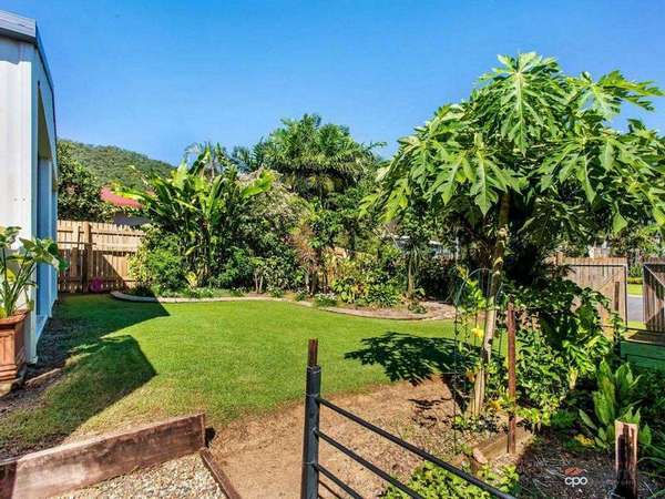 15 Dall'Alba Close, Gordonvale - Thumbnail 3