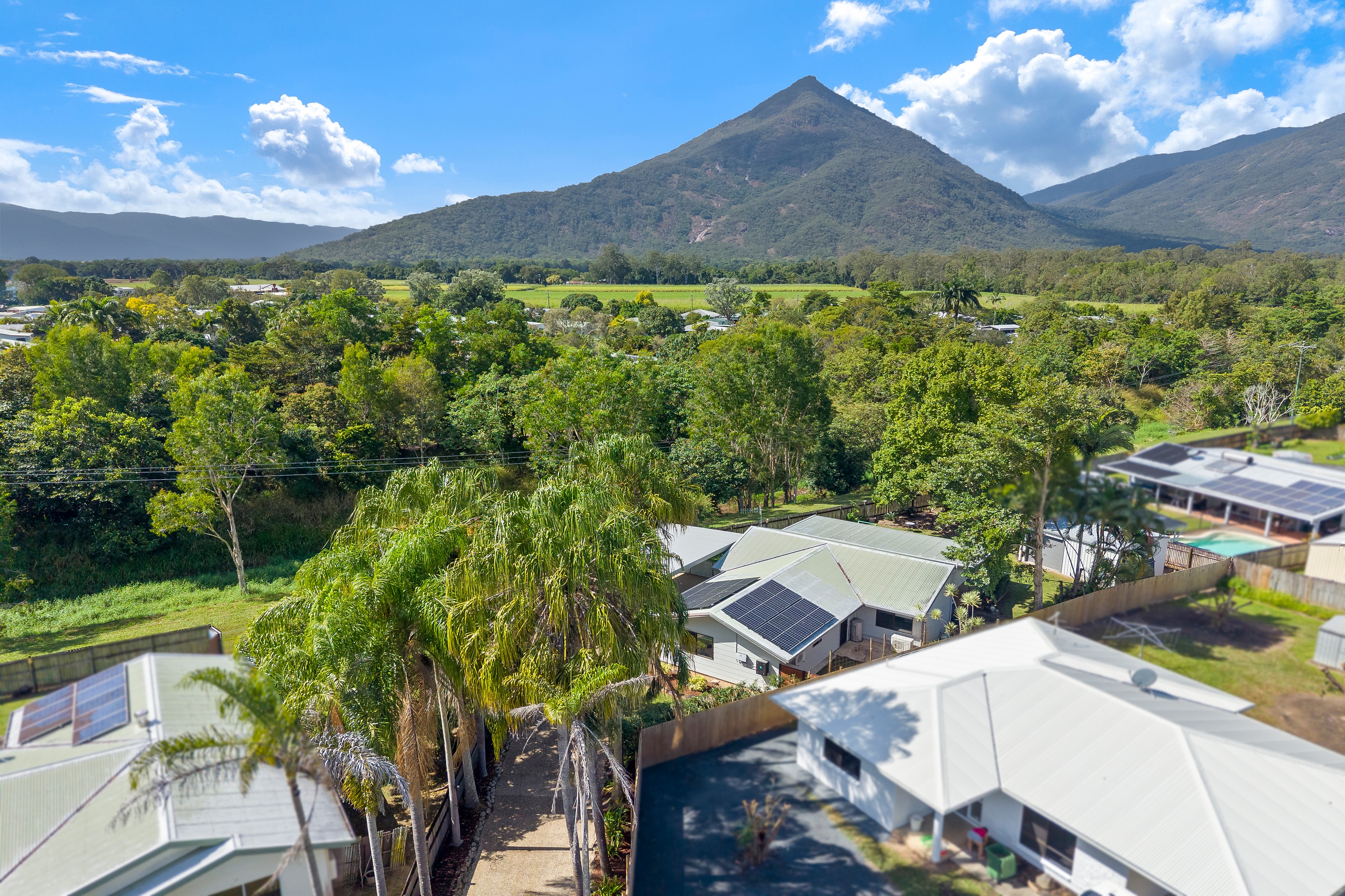 4 Mendelsohn Close, Gordonvale - Image 1