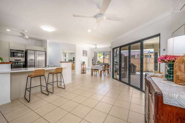 28 Altona Street, Bentley Park - Thumbnail 3