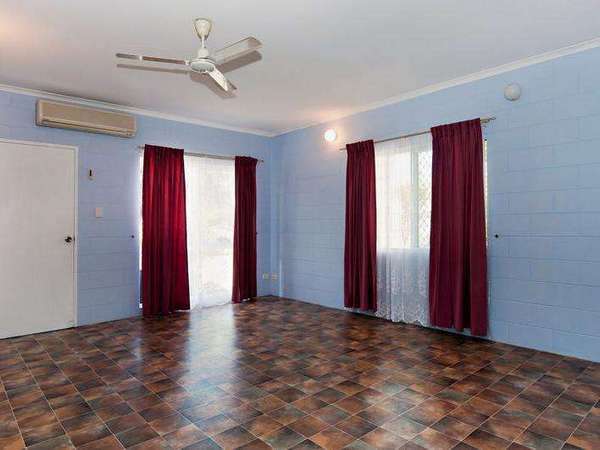 6 Meillion Court, White Rock - Thumbnail 7