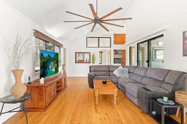 25-27 Windlass Street, Goldsborough - Thumbnail 6