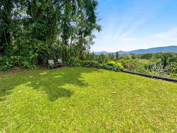 9-11 Reese Close, Gordonvale - Thumbnail 4