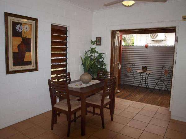 57 Giffin Road, White Rock - Thumbnail 6