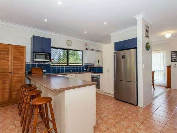 13-15 Prospector Close, Goldsborough - Thumbnail 2