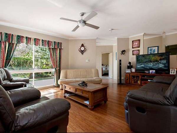 75 Farmer Street, Edmonton - Thumbnail 3