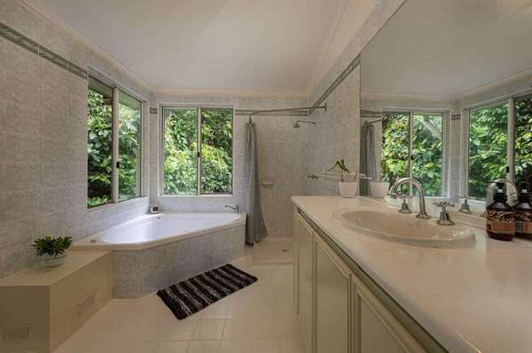 31-33 McMahon Drive, Fishery Falls - Thumbnail 7