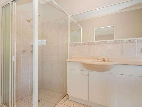 30 Templar Crescent, Bentley Park - Thumbnail 6