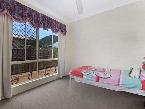 124 Timberlea Drive, Bentley Park - Thumbnail 8