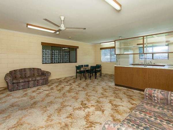 19 Yangoora Street, White Rock - Thumbnail 5