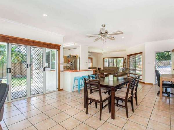 26 Creswell Close, Gordonvale - Thumbnail 2