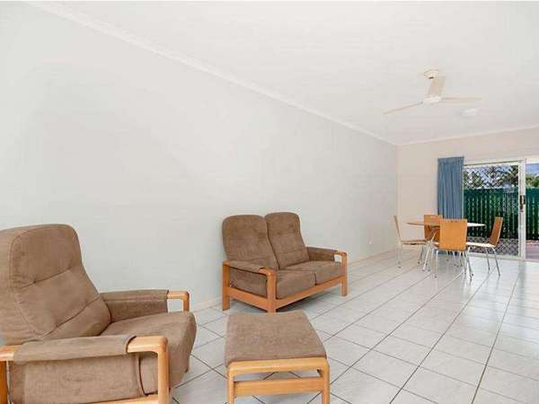 2/2 Marella Close, Manoora - Thumbnail 4
