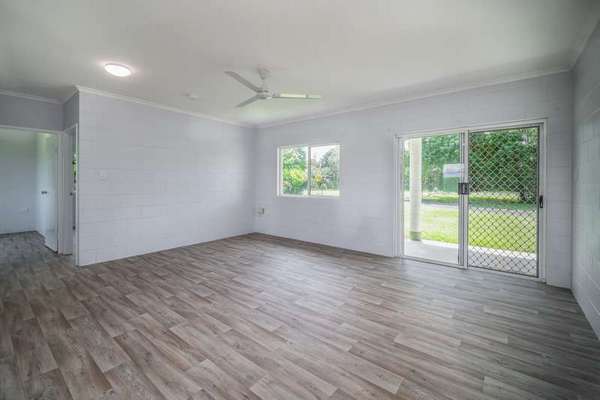 1 and 2/326 Mourilyan Harbour Road, Mourilyan - Thumbnail 7