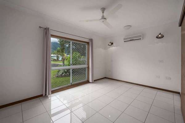 8 Dirran Close, Edmonton - Thumbnail 8