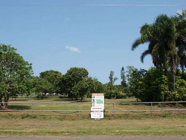 2 Greenacres Close, White Rock - Thumbnail 3