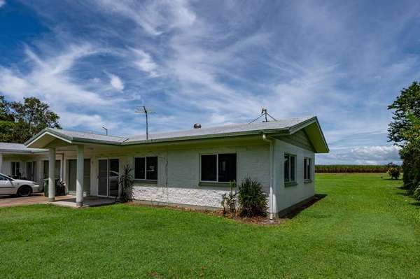 1 and 2/326 Mourilyan Harbour Road, Mourilyan - Thumbnail 4