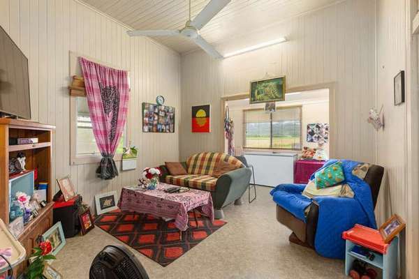 90 Bruce Highway, Mirriwinni - Thumbnail 7