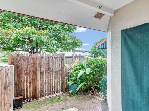 1/205 Spence Street, Bungalow - Thumbnail 8