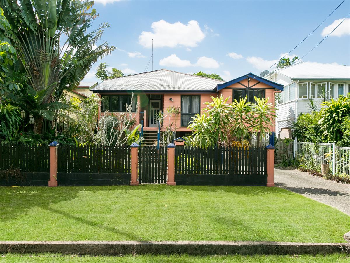 Property Sale at 18 Cairns Street, Cairns North QLD, 4870 DJ Smith
