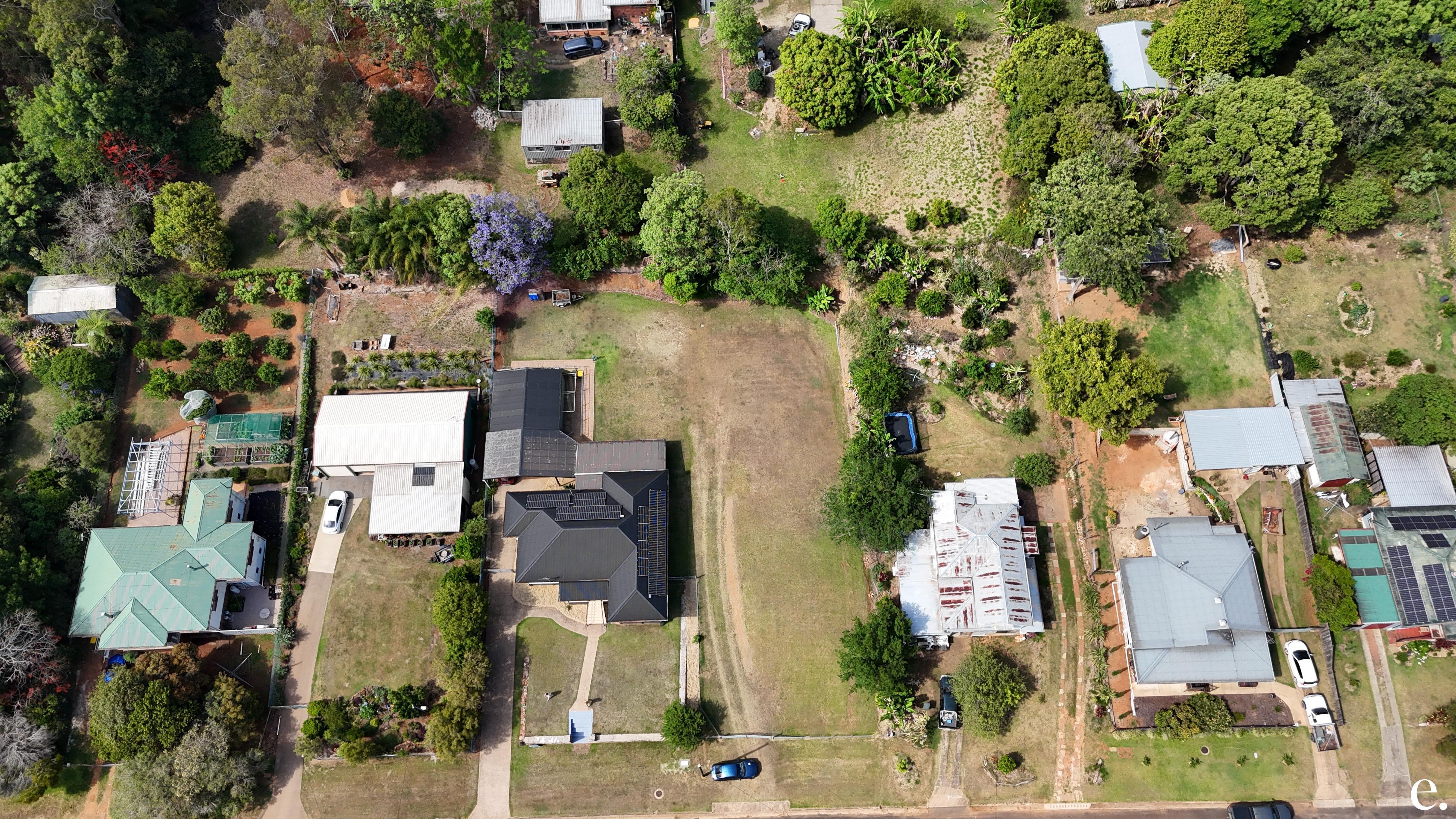 32-34 Herbert Street, Ravenshoe - Thumbnail 2