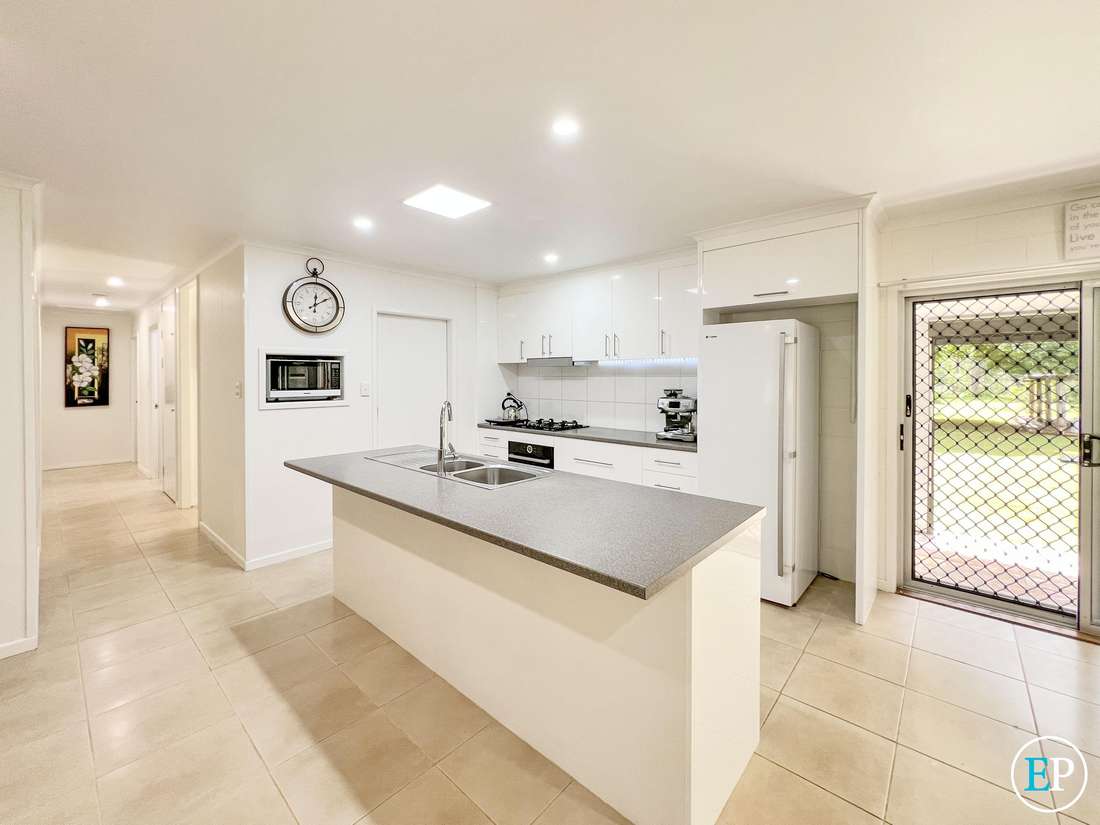 155 Greys Lane, Ravenshoe - Thumbnail 4