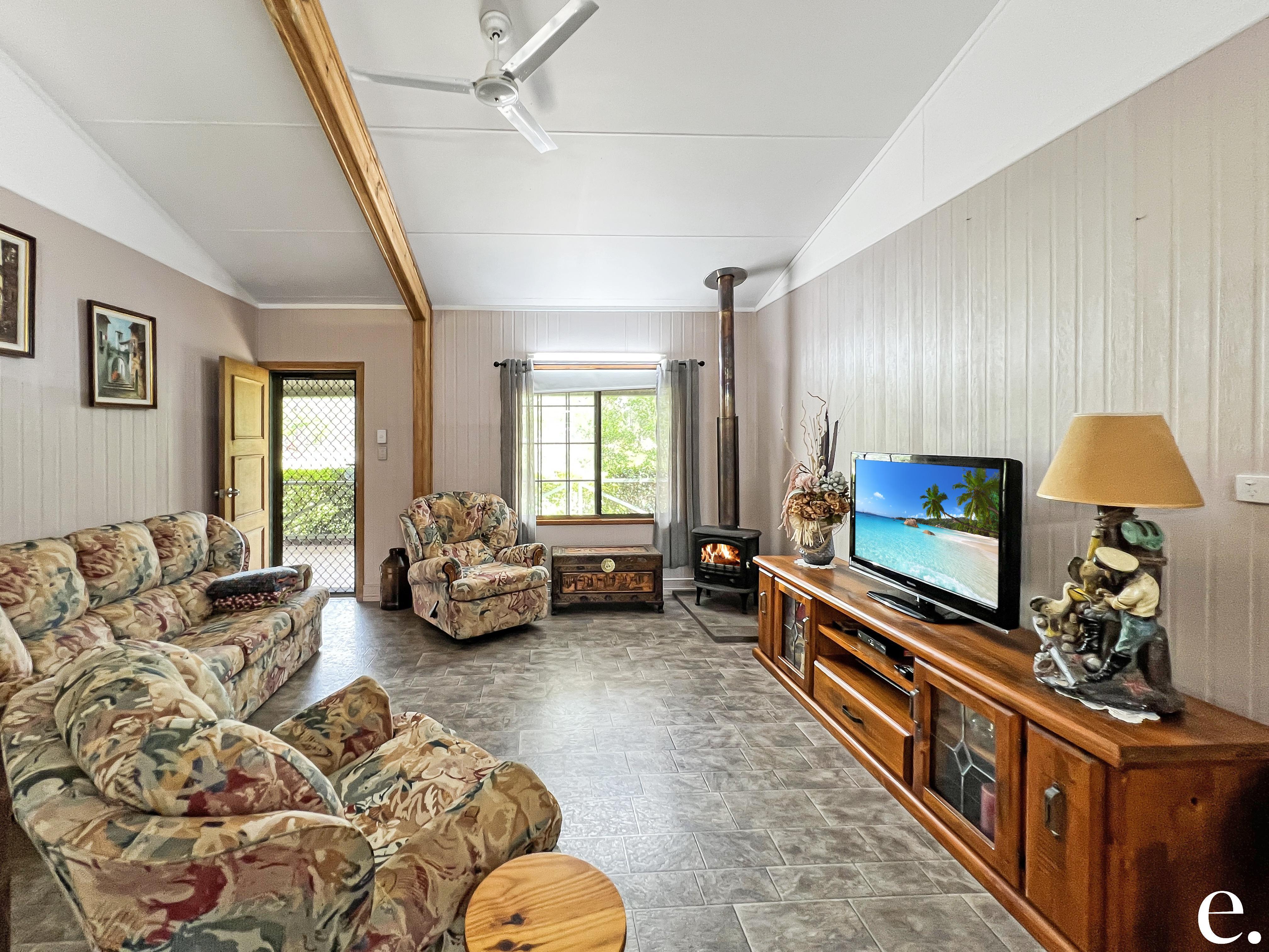 27 Agate Street, Mount Garnet - Thumbnail 8