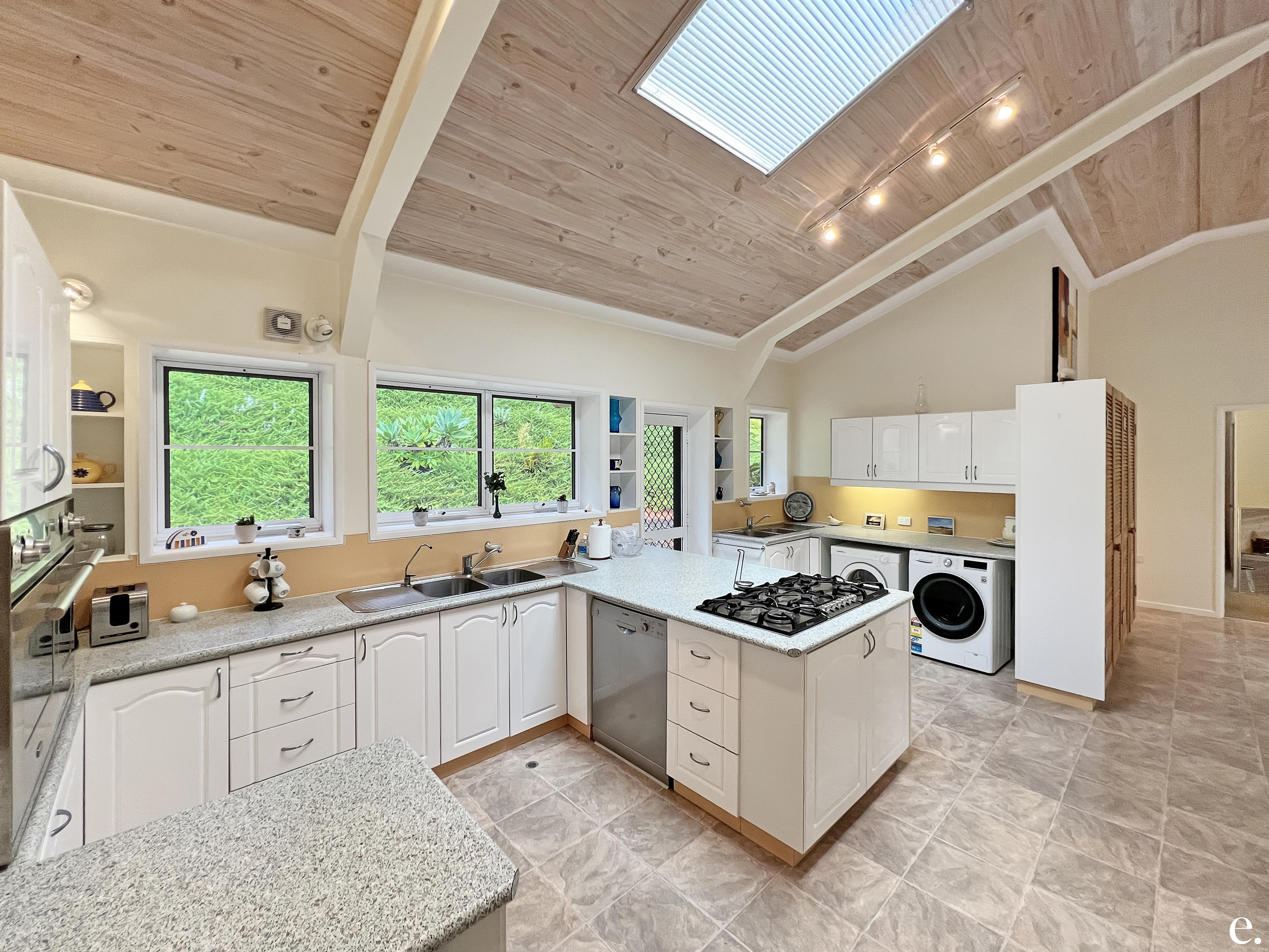 12 Fern Tree Pocket Road, Ravenshoe - Thumbnail 6