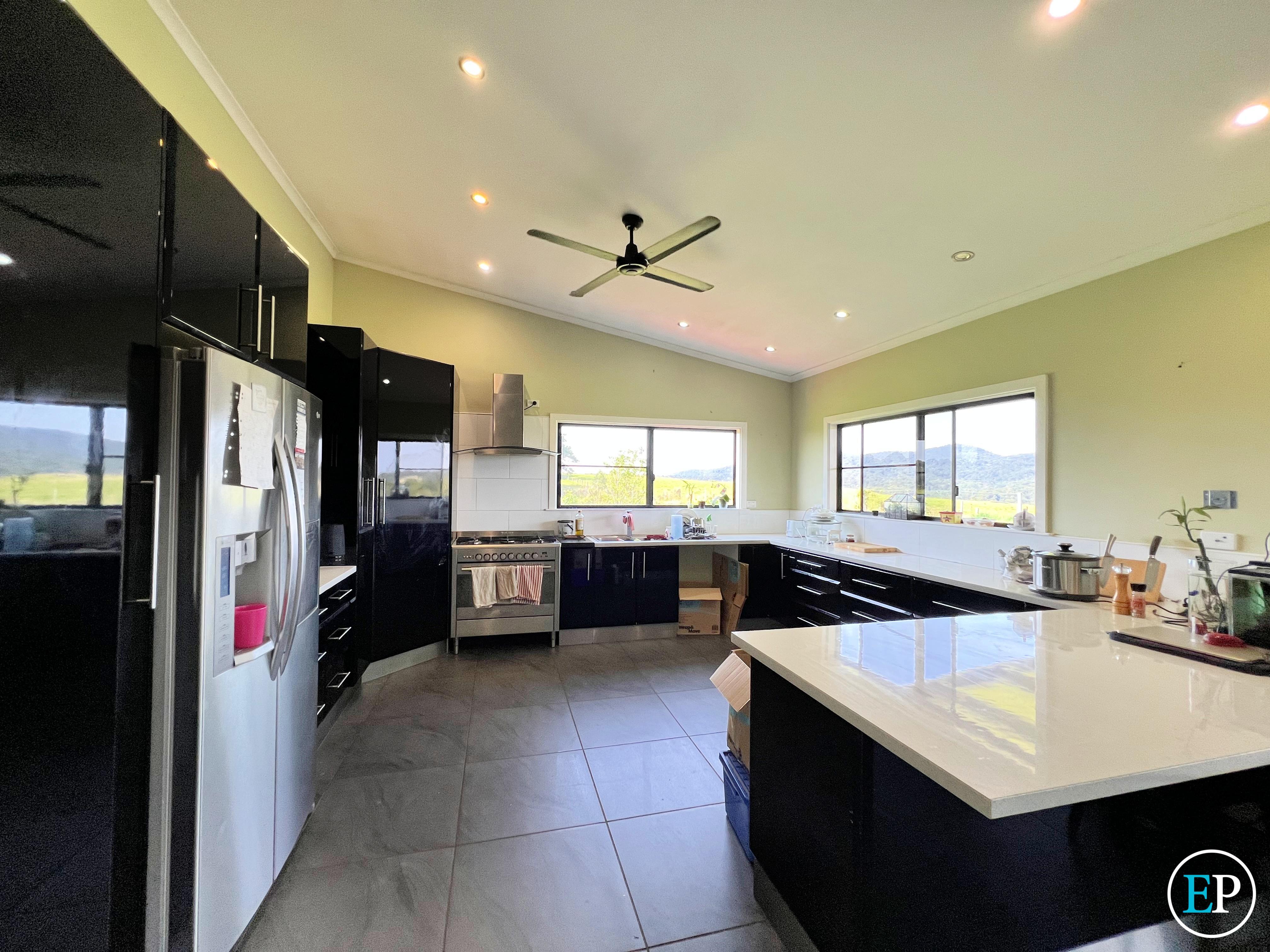 337 East Evelyn Rd, Millaa Millaa - Thumbnail 4