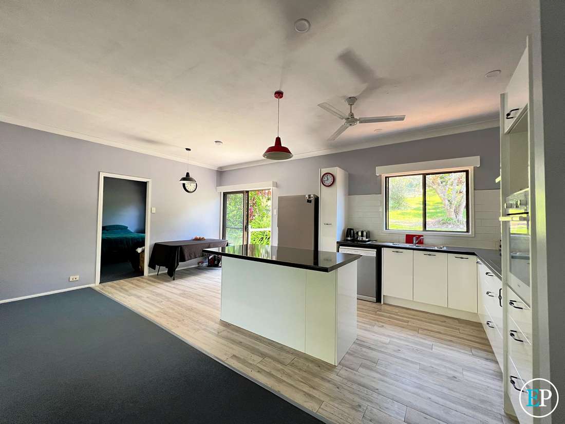 1044 East Evelyn Road, Evelyn - Thumbnail 6