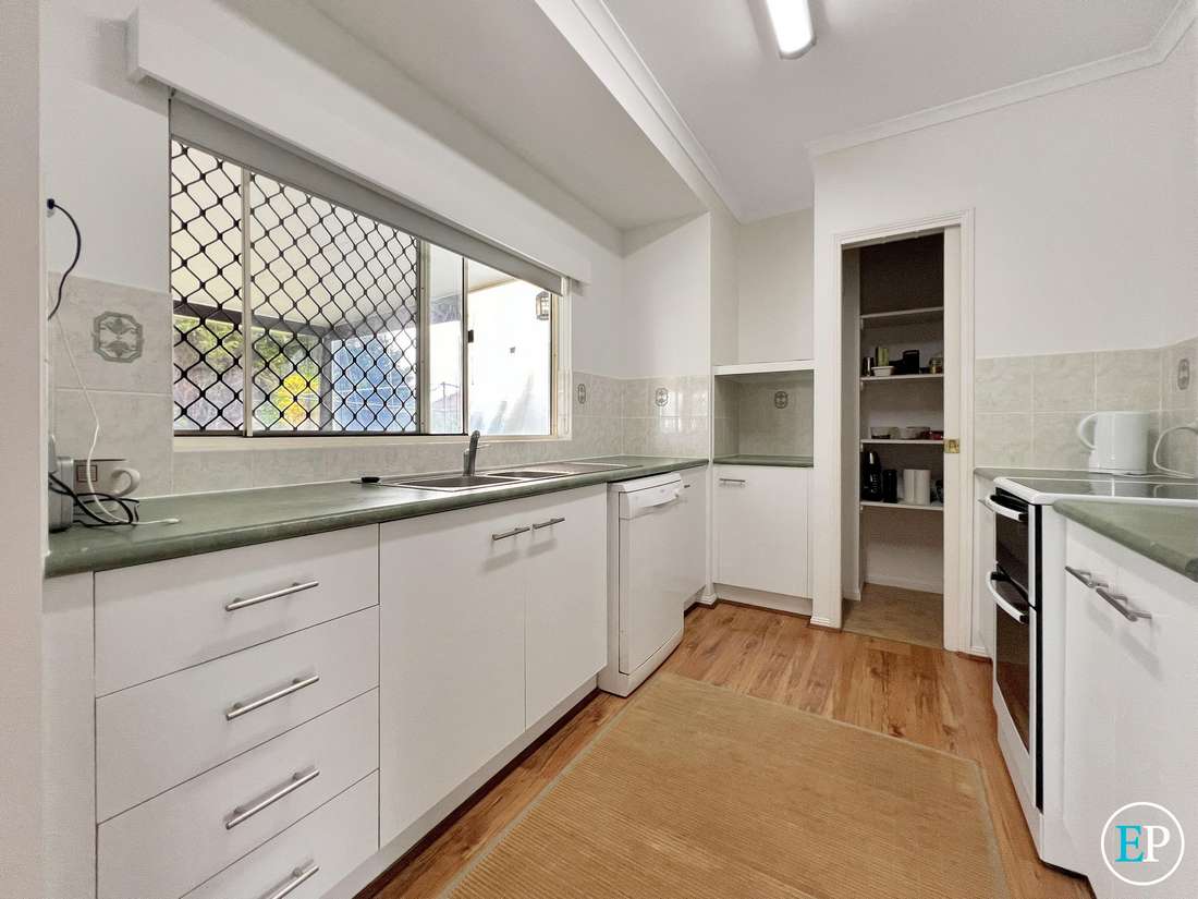 13 Burton Close, Malanda - Thumbnail 4