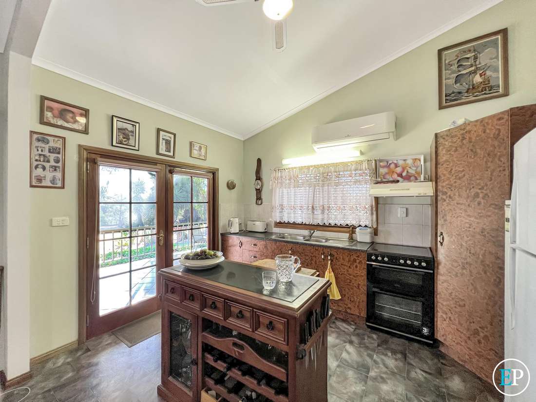 2 Gordon Earl Drive, Millstream - Thumbnail 3
