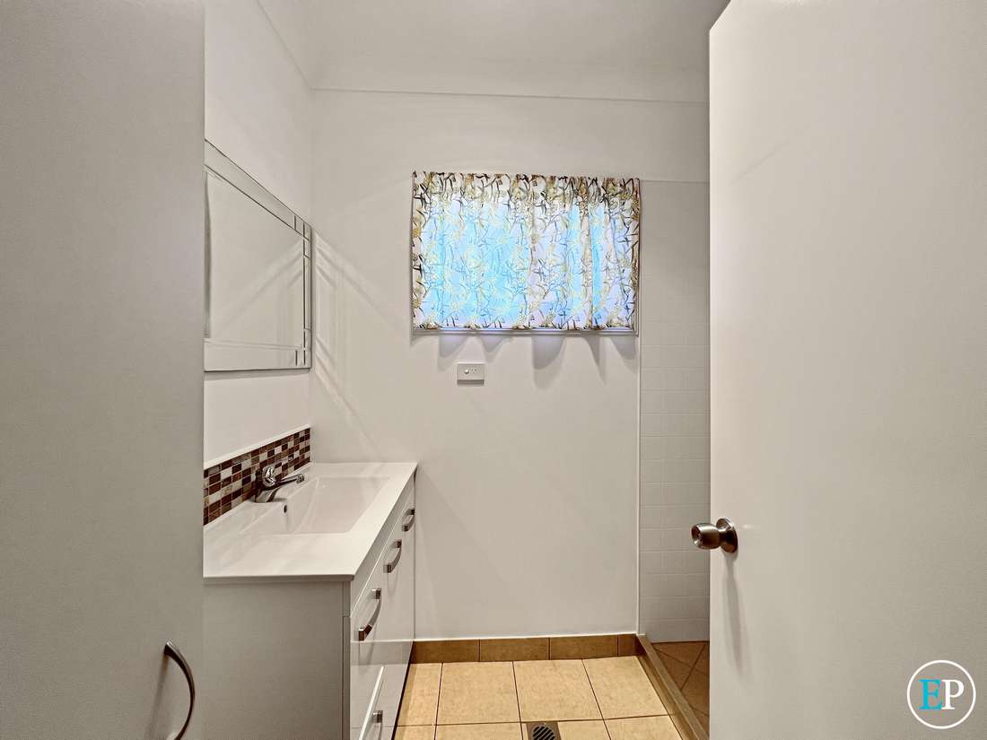 97 Gordon Earl Drive, Millstream - Thumbnail 7