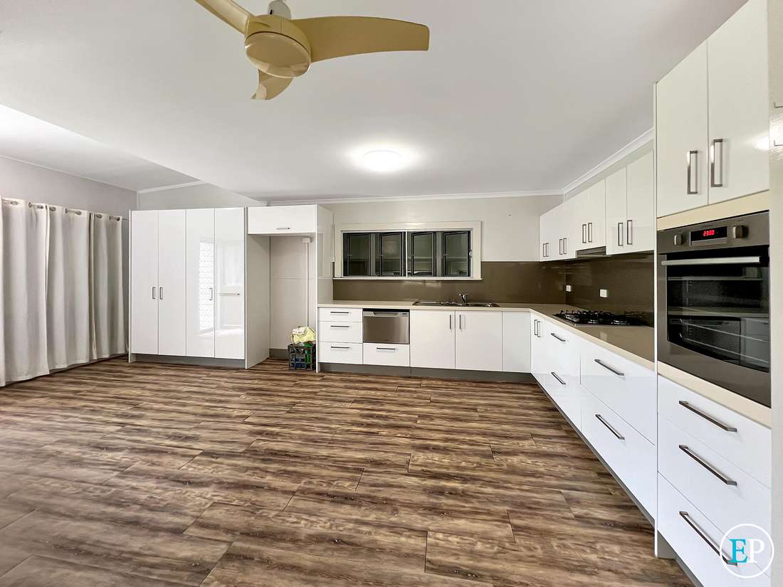 12 Grigg Street, Ravenshoe - Thumbnail 2