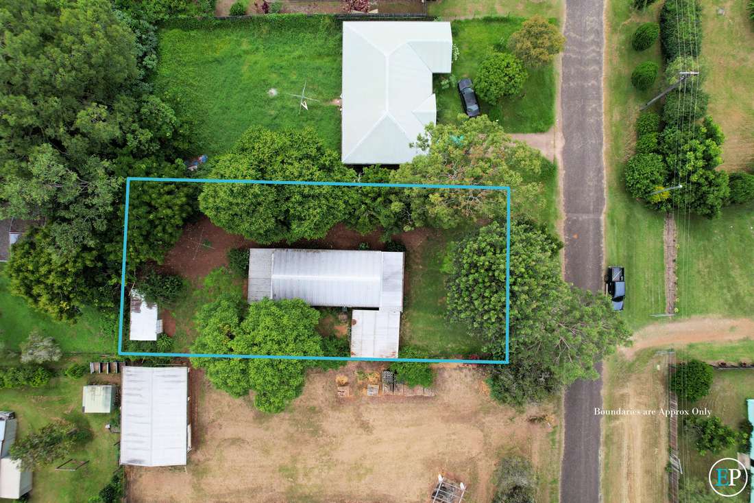 6 Sycamore Street, Ravenshoe - Thumbnail 3