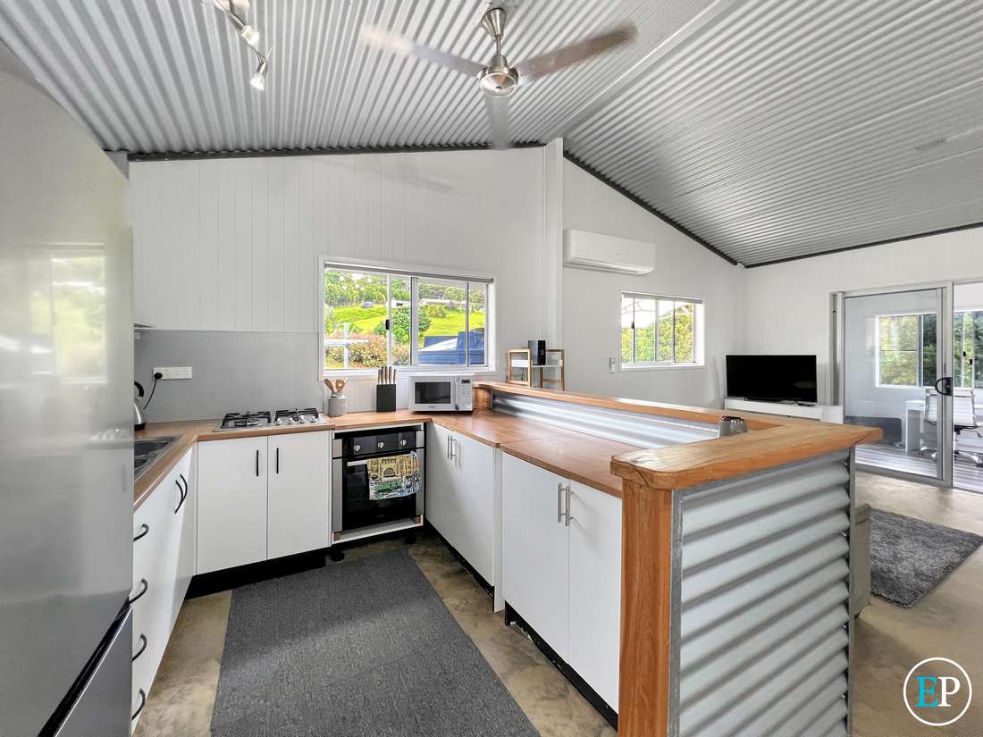 81 BELLVIEW DRIVE WEST, Ravenshoe - Thumbnail 5