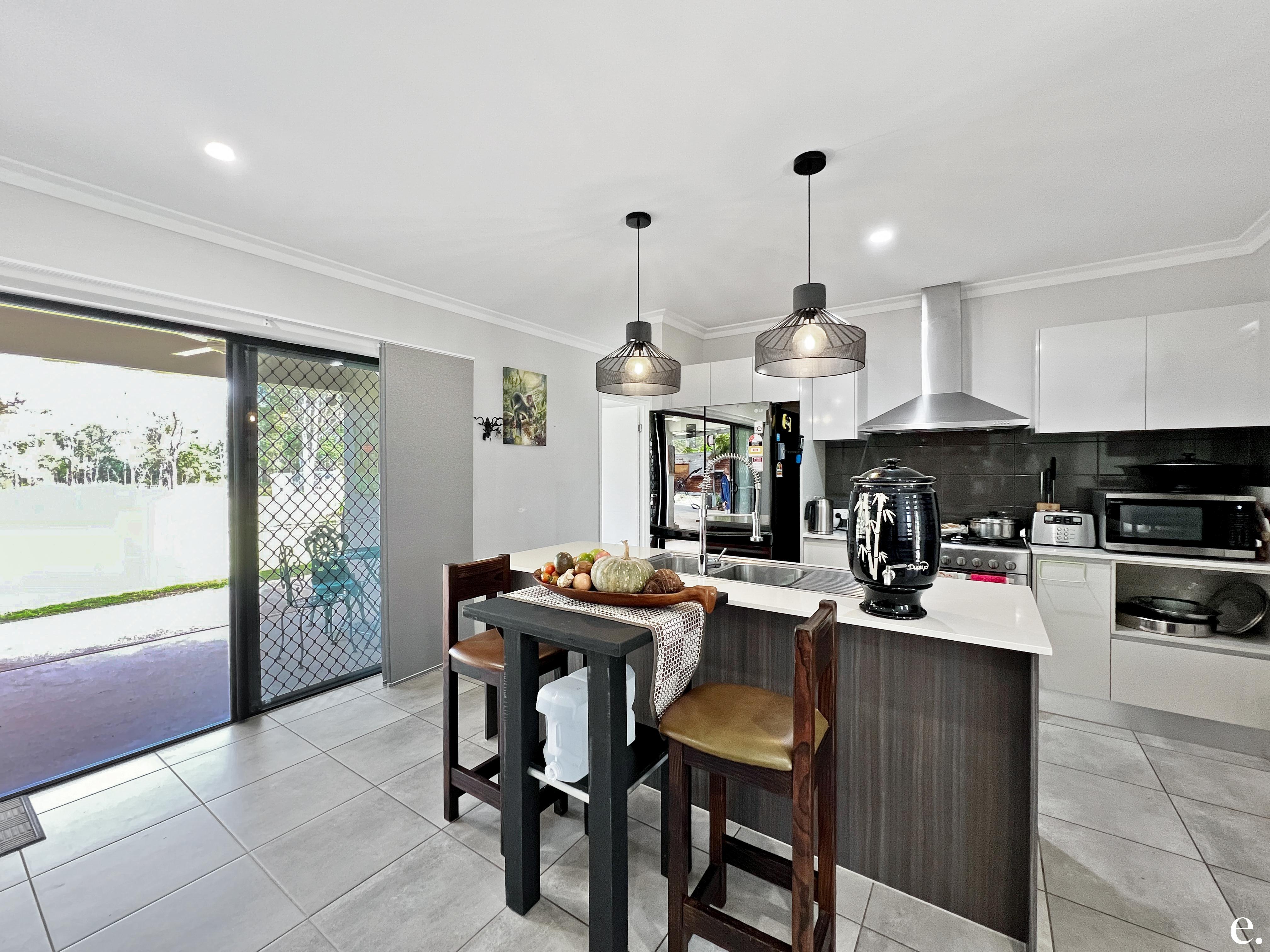 81 Gordon Earl Drive, Millstream - Thumbnail 5