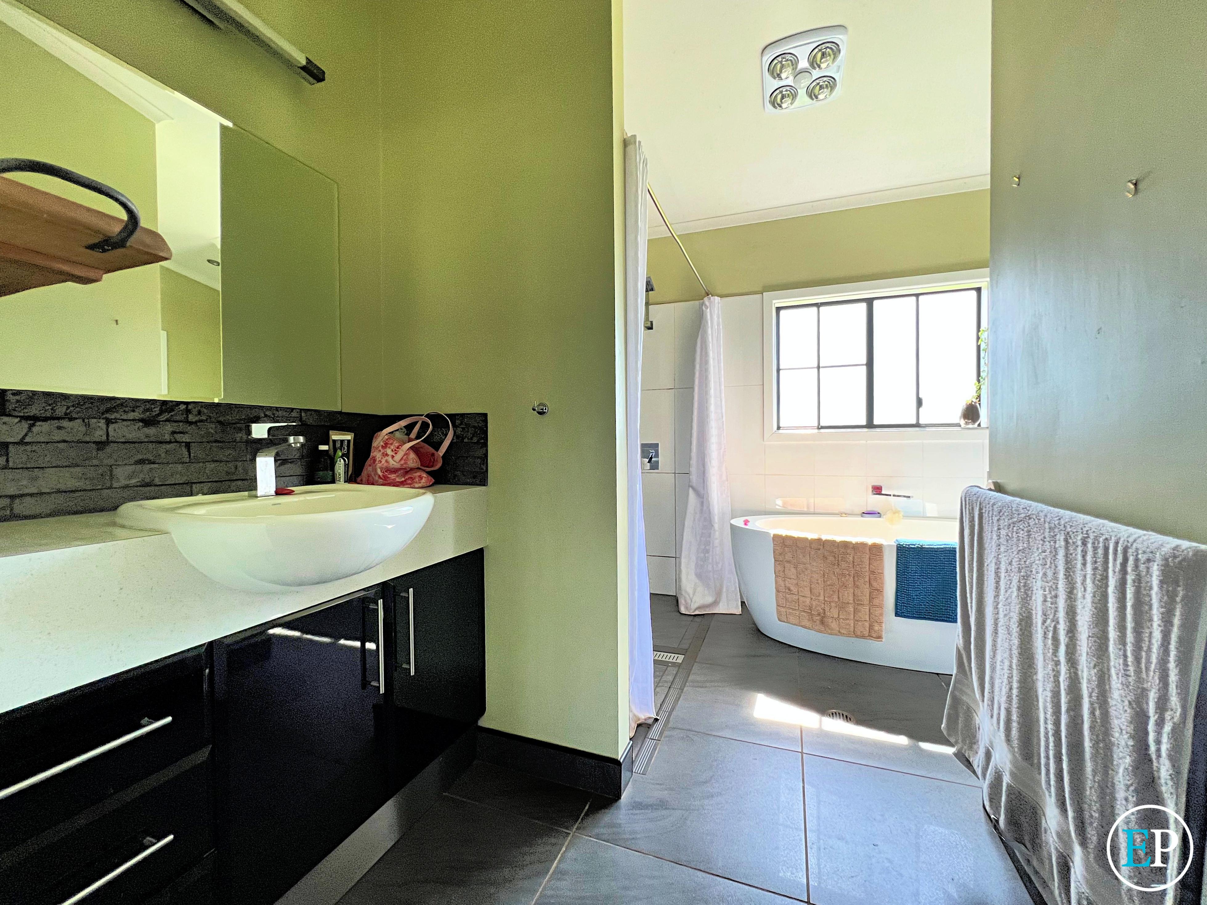 337 East Evelyn Rd, Millaa Millaa - Thumbnail 8