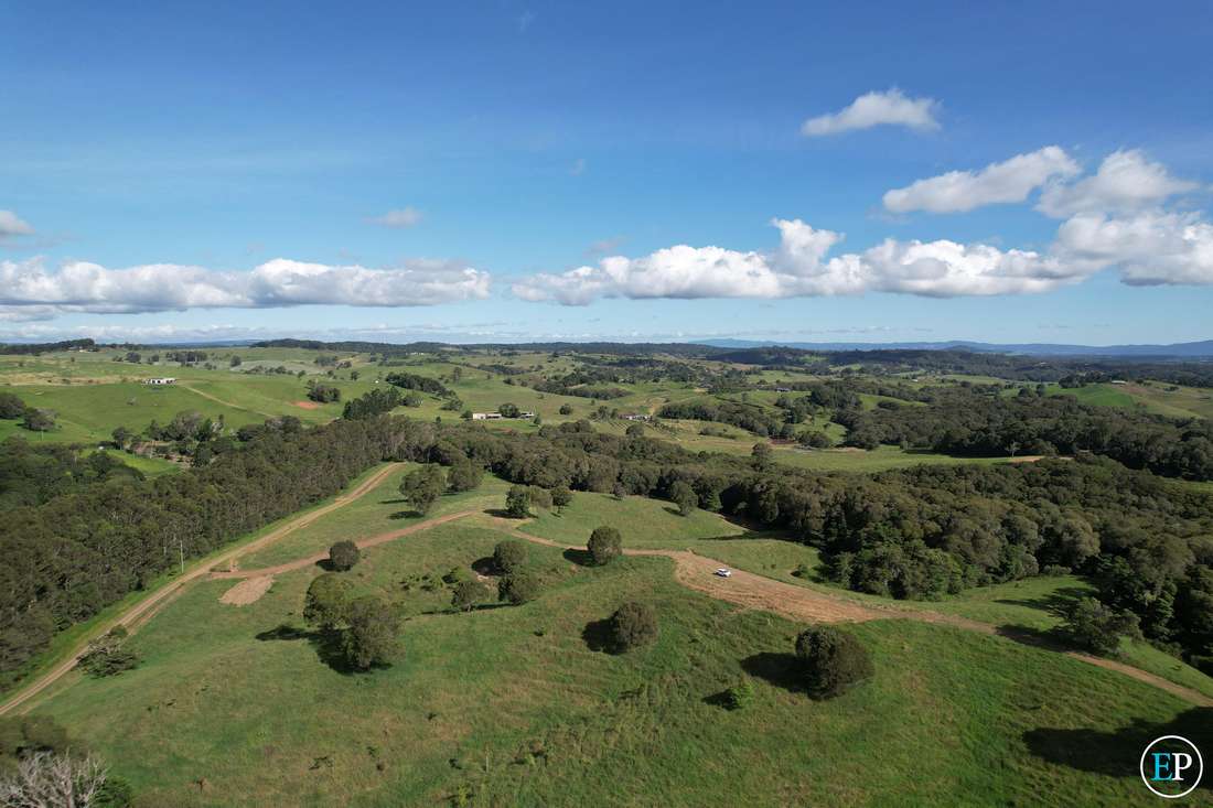 21 Winters Road, Yungaburra - Thumbnail 2